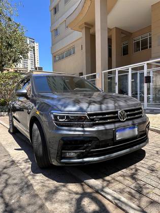 VOLKSWAGEN TIGUAN 2.0 350 TSI GASOLINA ALLSPACE R-LINE 4MOTION DSG VOLKSWAGEN TIGUAN 2.0 350 TSI GASOLINA ALLSPACE R-LINE 4MOTION DSG